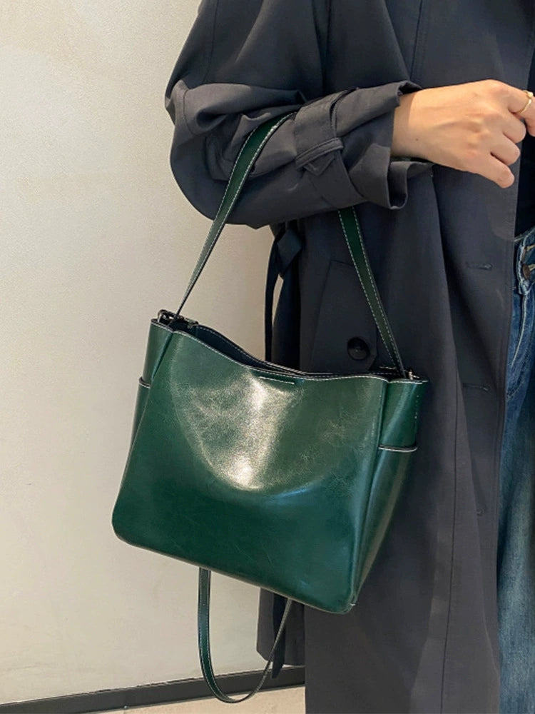 129Shoulder bag