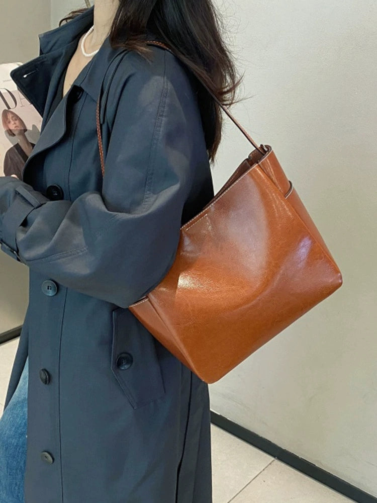 129Shoulder bag