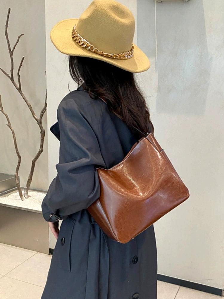 129Shoulder bag