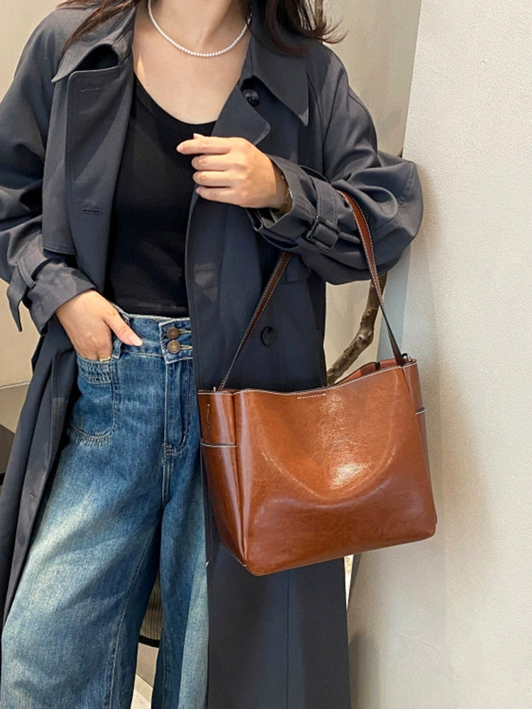 129Shoulder bag